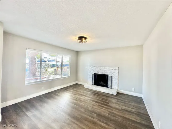 $2,490 | 4067 Arrowood Drive, Las Vegas, NV 89147