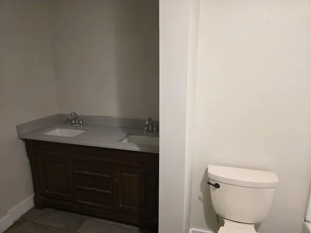 $1,000 | 123 Post Oak Avenue, Camden, TN 38320