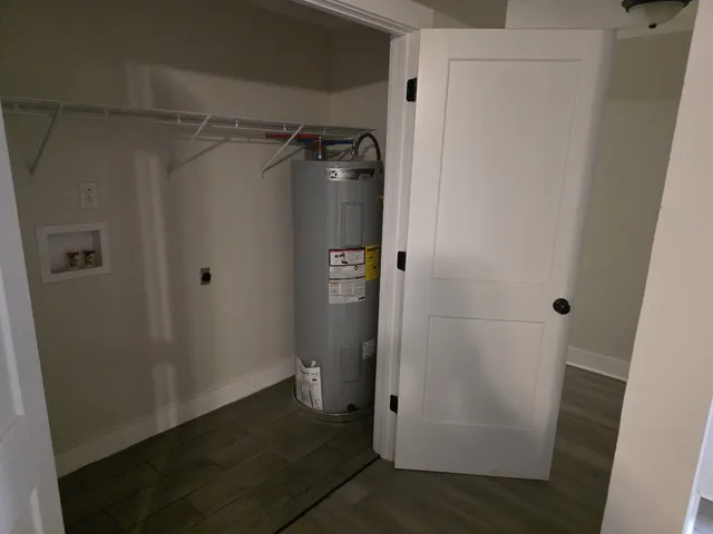 $1,000 | 123 Post Oak Avenue, Camden, TN 38320