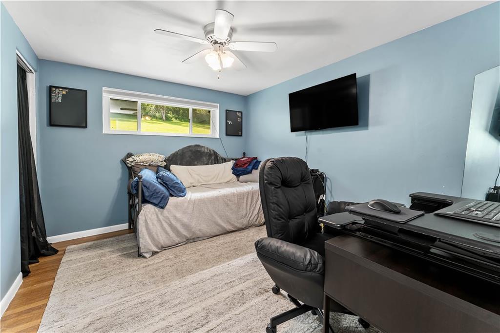 855 Davis School Road Washington, PA 15301 - Photo 18 of 29 Gallery Image 18