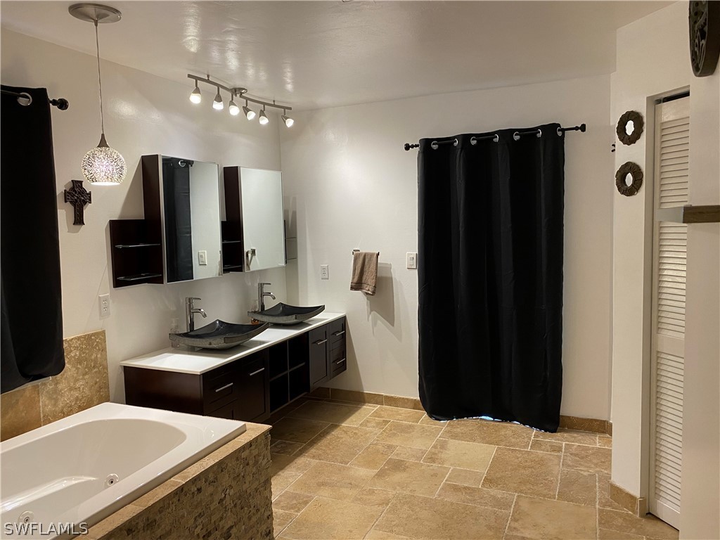 9009 Morris Road Fort Myers, FL 33967 - Photo 17 of 35 Gallery Image 17