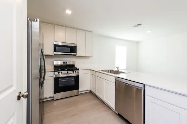 $1,750 | 18073 Trepito Avenue, New Caney, TX 77357