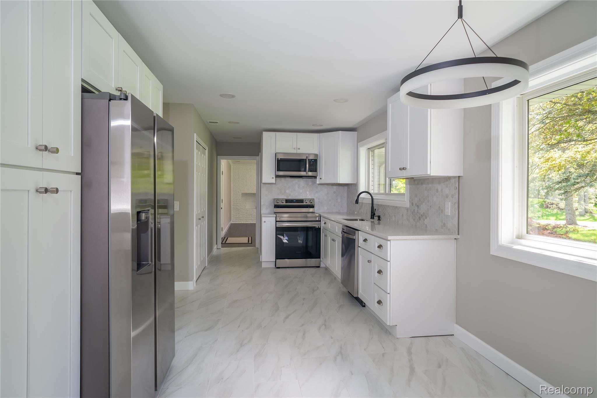 910 Dursley Road Bloomfield Hills, MI 48304 - Photo 14 of 33 DSC_5464.jpg