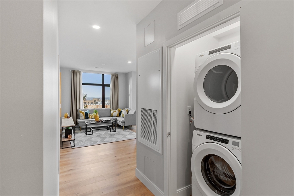 191 Washington Street, Unit 725 Boston, MA 02135 - Photo 16 of 42