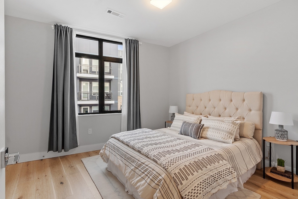 191 Washington Street, Unit 725 Boston, MA 02135 - Photo 18 of 42