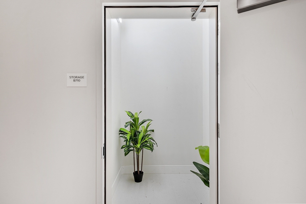 191 Washington Street, Unit 725 Boston, MA 02135 - Photo 23 of 42