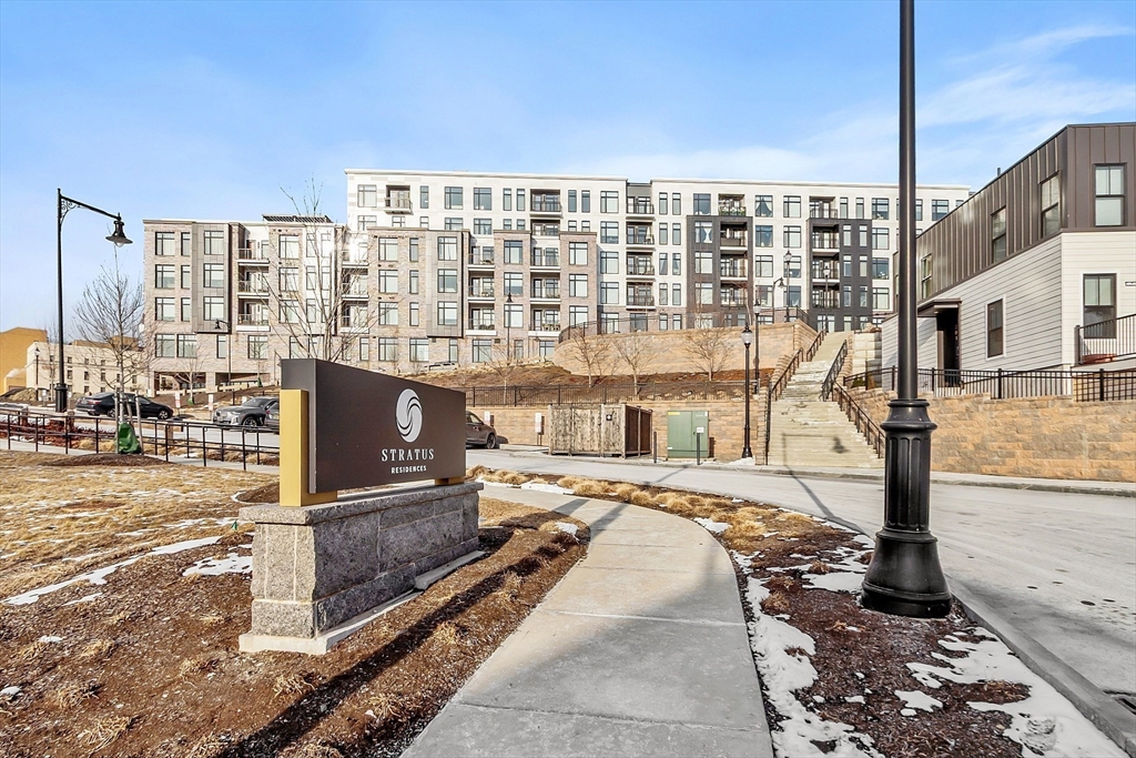 191 Washington Street, Unit 725 Boston, MA 02135 - Photo 37 of 42