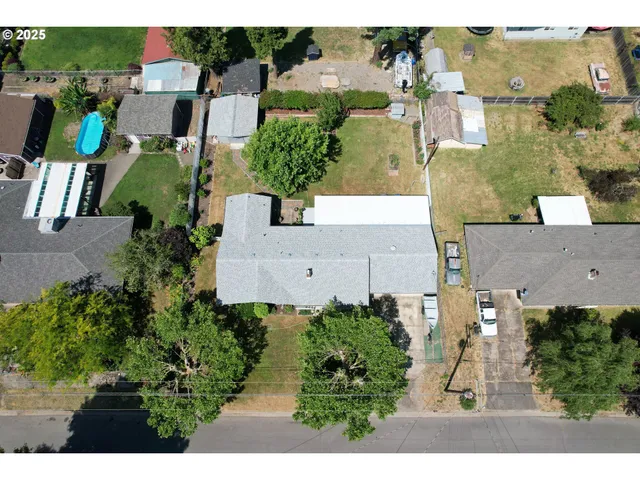 $340,000 | 131 Mountain View Avenue, Myrtle Creek, OR 97457