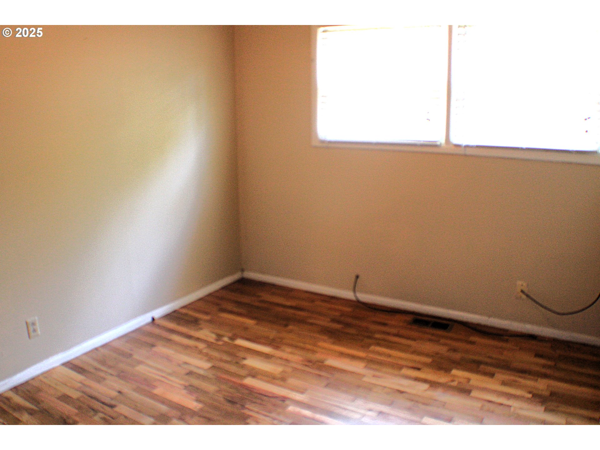 131 Mountain View Avenue Myrtle Creek, OR 97457 - Photo 12 of 38