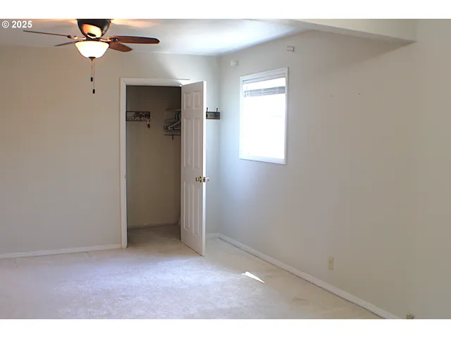 $340,000 | 131 Mountain View Avenue, Myrtle Creek, OR 97457