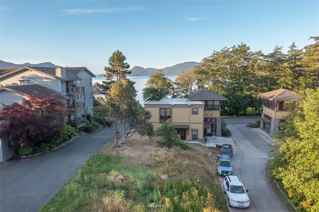 $479,000 | 28 Fishing Alley, Orcas Island, WA 98245