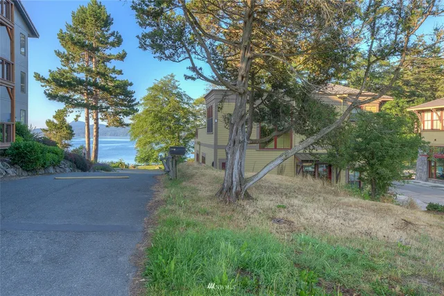 $479,000 | 28 Fishing Alley, Orcas Island, WA 98245