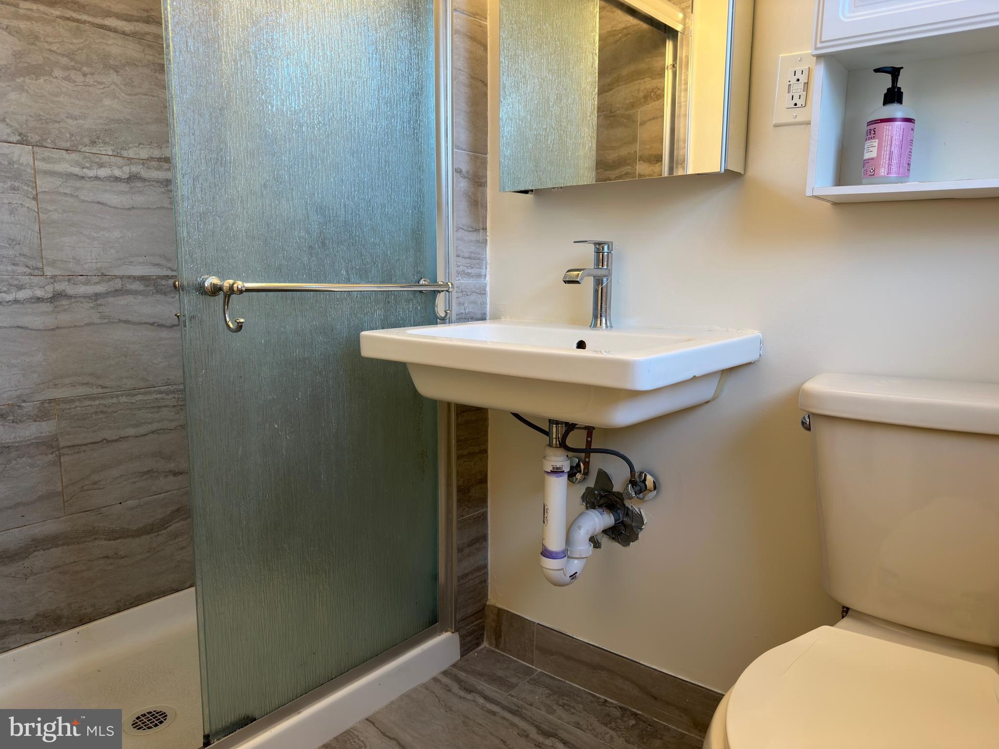 8713 Rayburn Road Bethesda, MD 20817 - Photo 7 of 14