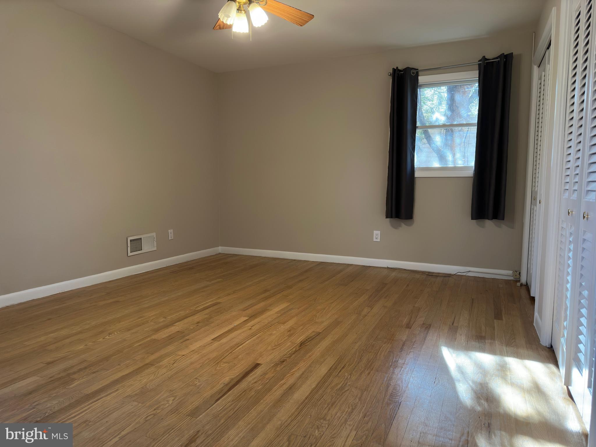 8713 Rayburn Road Bethesda, MD 20817 - Photo 10 of 14