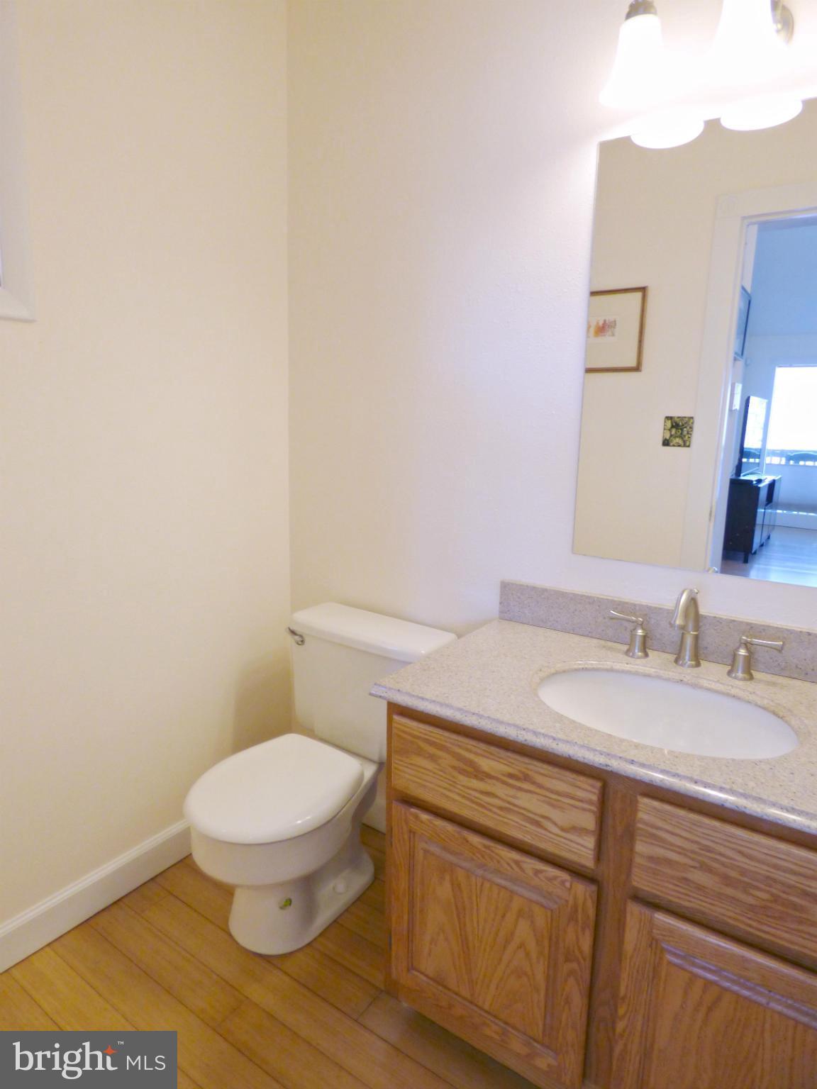 6908 Meadowlake Road New Market, MD 21774 - Photo 14 of 24 Bath