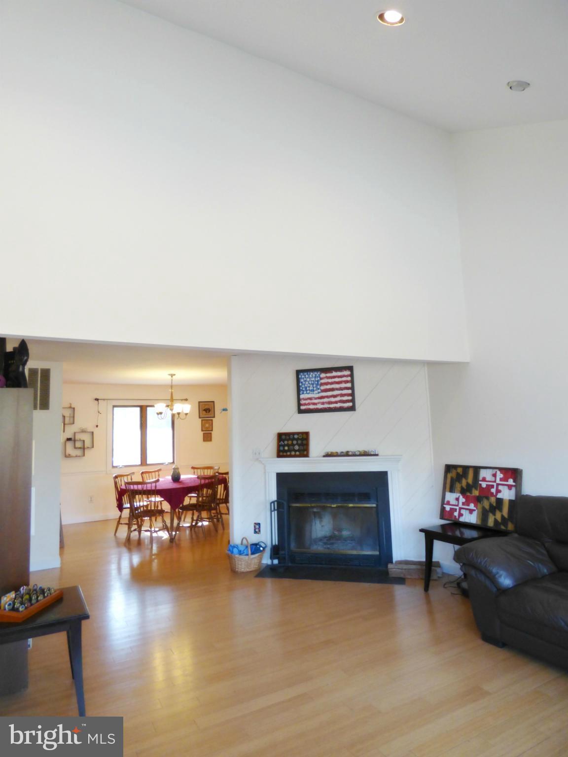 6908 Meadowlake Road New Market, MD 21774 - Photo 7 of 24 Interior (General)