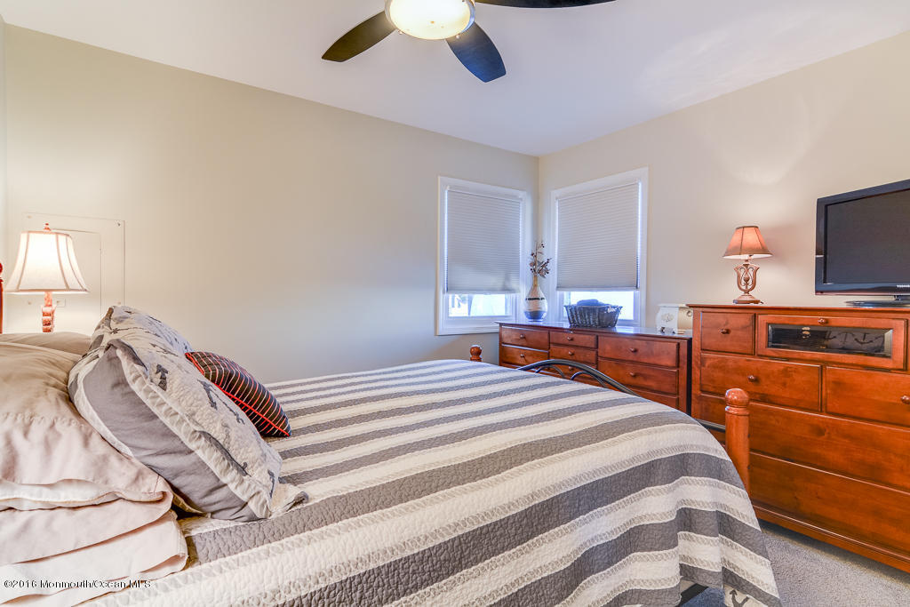 674 Drum Point Road Brick, NJ 08723 - Photo 9 of 24 0009__SMALL
