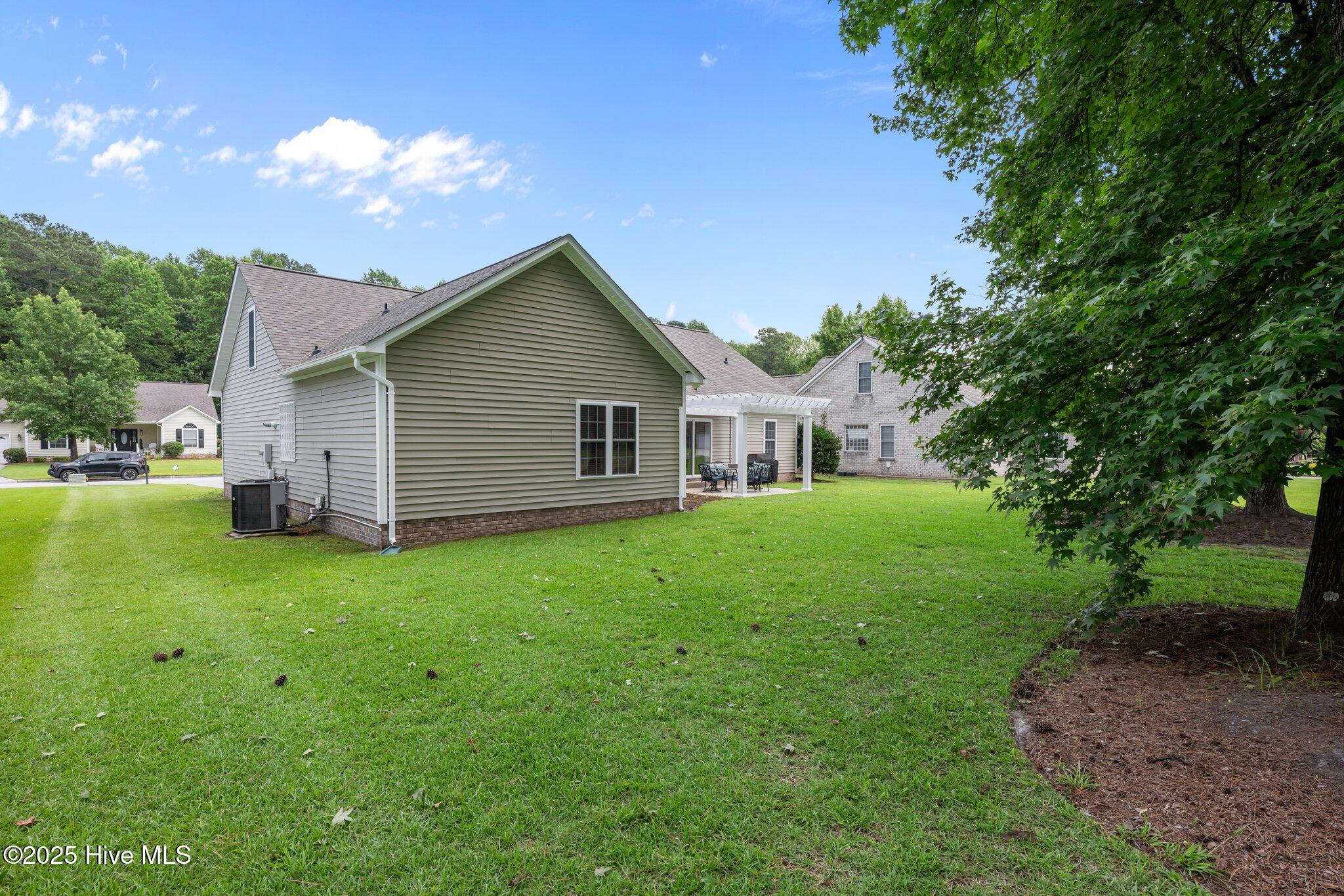 115 Neuchatel Road New Bern, NC 28562 - Photo 34 of 37 41-web-or-mls-DSC_0759