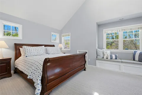 $998,000 | 38 Westfield Drive, Centerport, NY 11721