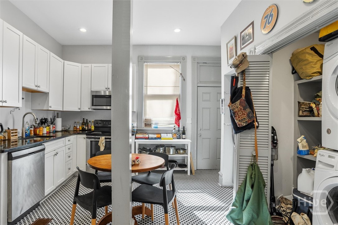 21 West 36th Street Savannah, GA 31401 - Photo 17 of 51