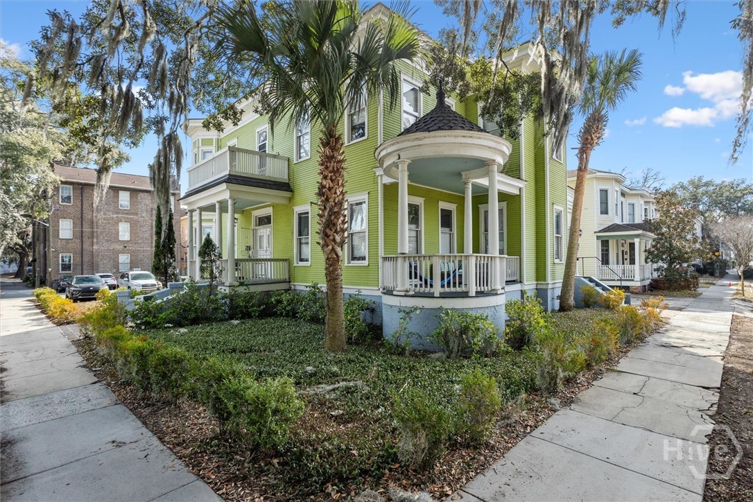 21 West 36th Street Savannah, GA 31401 - Photo 2 of 51