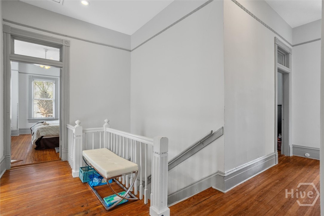 21 West 36th Street Savannah, GA 31401 - Photo 36 of 49