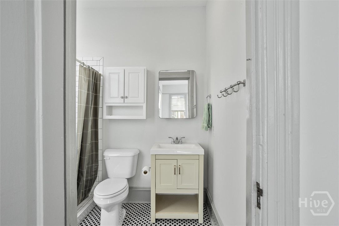21 West 36th Street Savannah, GA 31401 - Photo 45 of 49