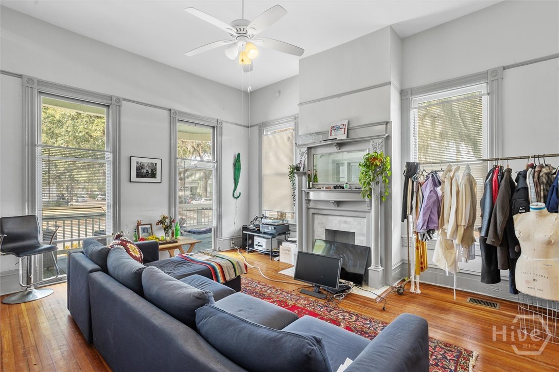 21 West 36th Street Savannah, GA 31401 - Photo 7 of 49