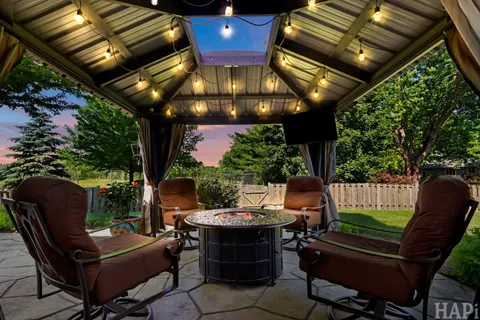 $599,900 | 10977 Greywall Lane, Huntley, IL 60142