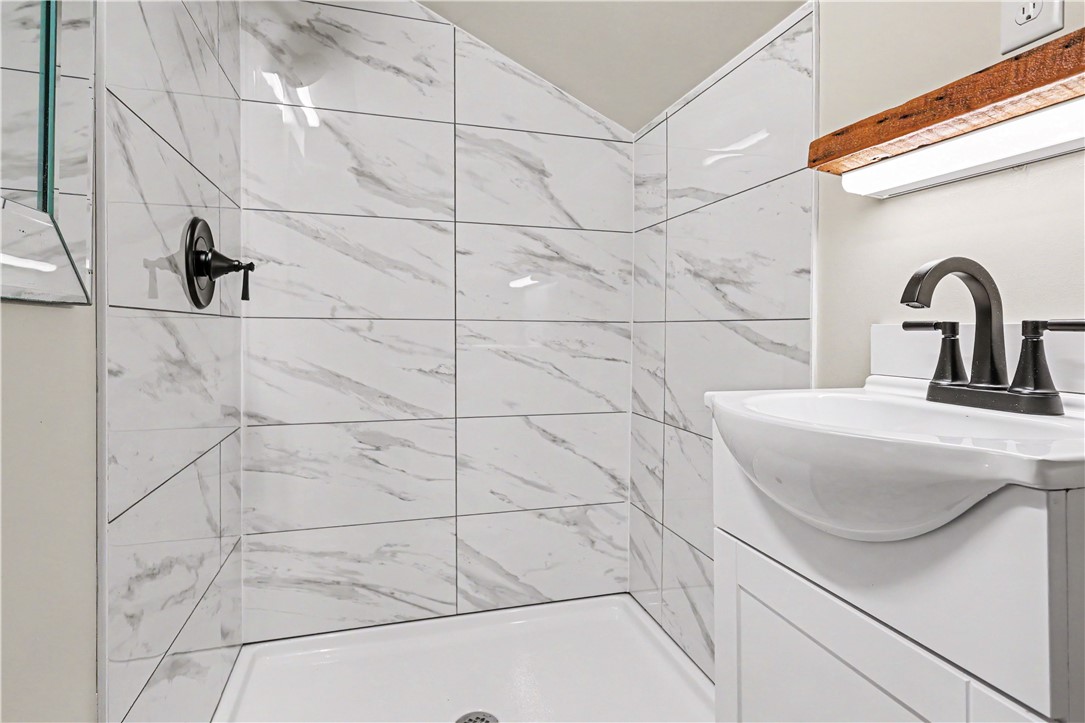 1195 Cork Road Victor, NY 14564 - Photo 19 of 33