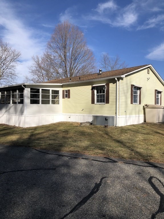 20 Valley Forge Road Taunton, MA 02780 - Photo 5 of 38 Gallery Image 5