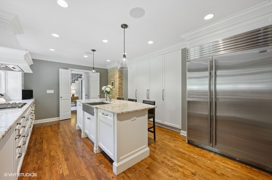 135 Sheridan Road Winnetka, IL 60093 - Photo 11 of 44
