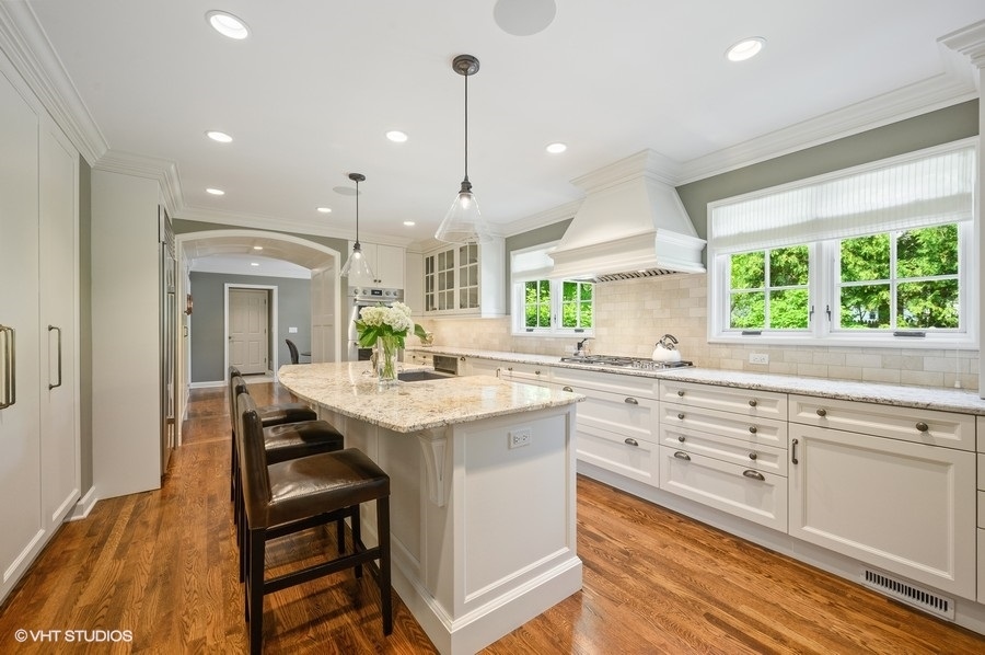 135 Sheridan Road Winnetka, IL 60093 - Photo 13 of 44