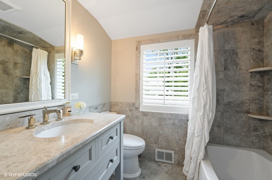 135 Sheridan Road Winnetka, IL 60093 - Photo 34 of 44