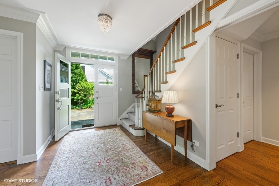 135 Sheridan Road Winnetka, IL 60093 - Photo 5 of 44