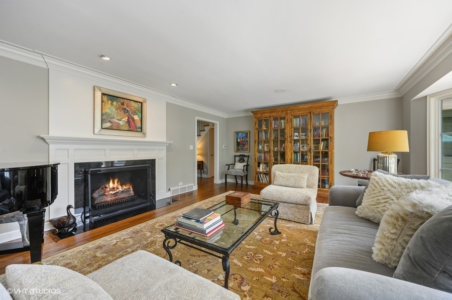 135 Sheridan Road Winnetka, IL 60093 - Photo 8 of 44