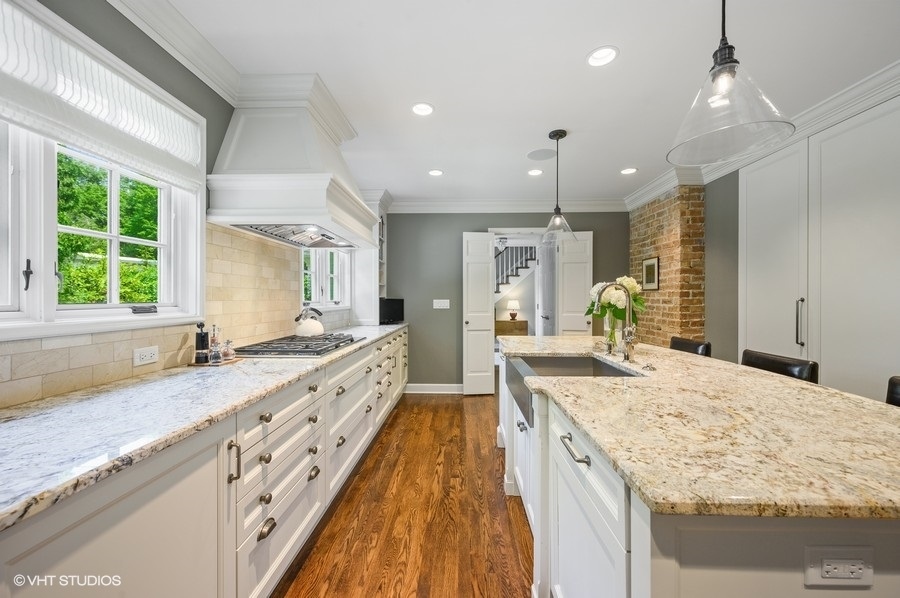 135 Sheridan Road Winnetka, IL 60093 - Photo 10 of 44