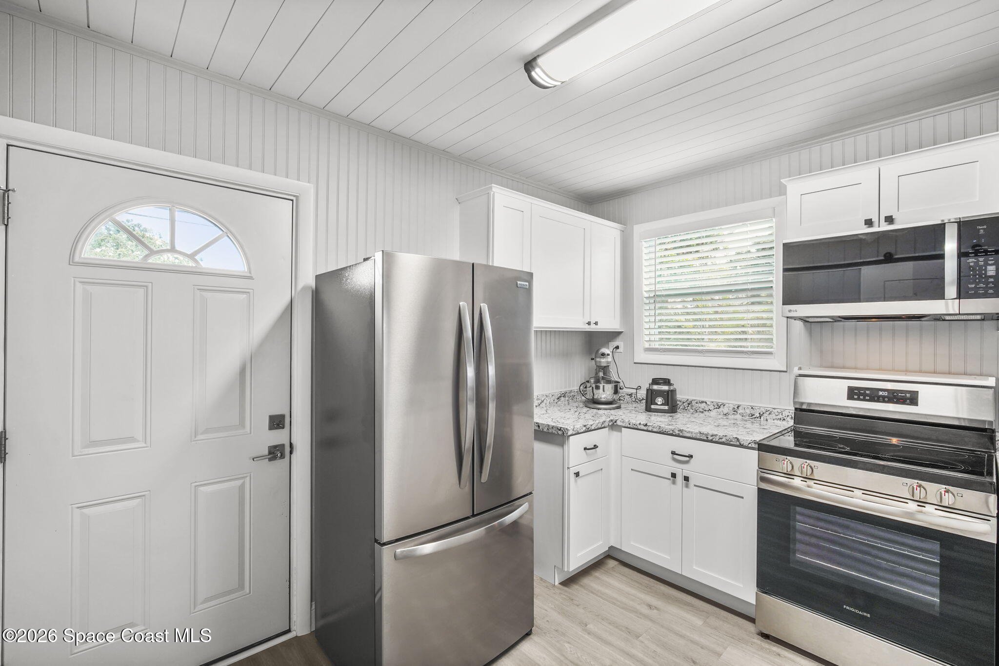 2905 Emory Street Melbourne, FL 32901 - Photo 11 of 30 Kitchen
