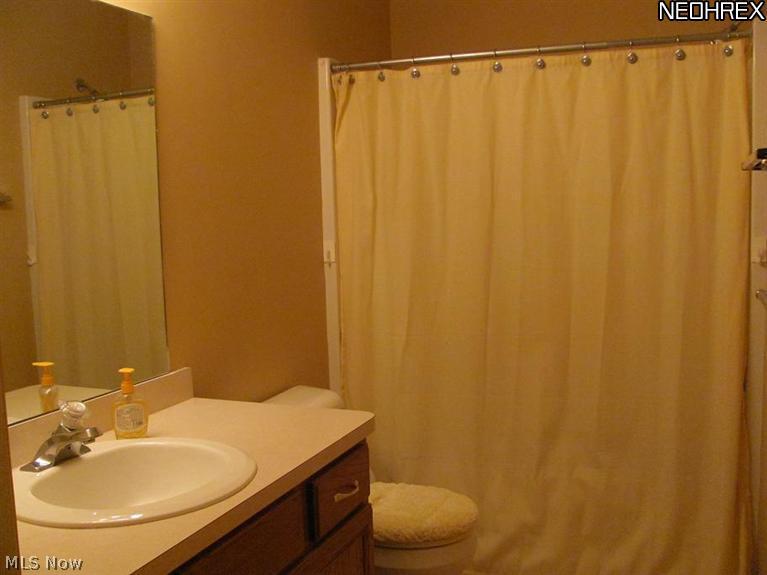 6012 Ravine Boulevard Parma, OH 44134 - Photo 14 of 24 Gallery Image 14