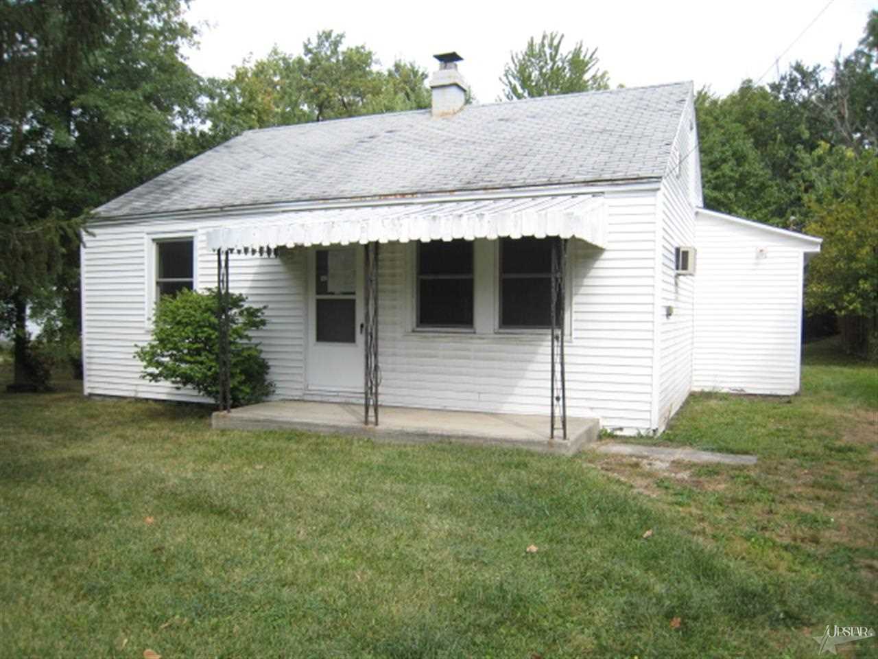 915 East Paulding Road Fort Wayne, IN 46816 - Photo 1 of 14