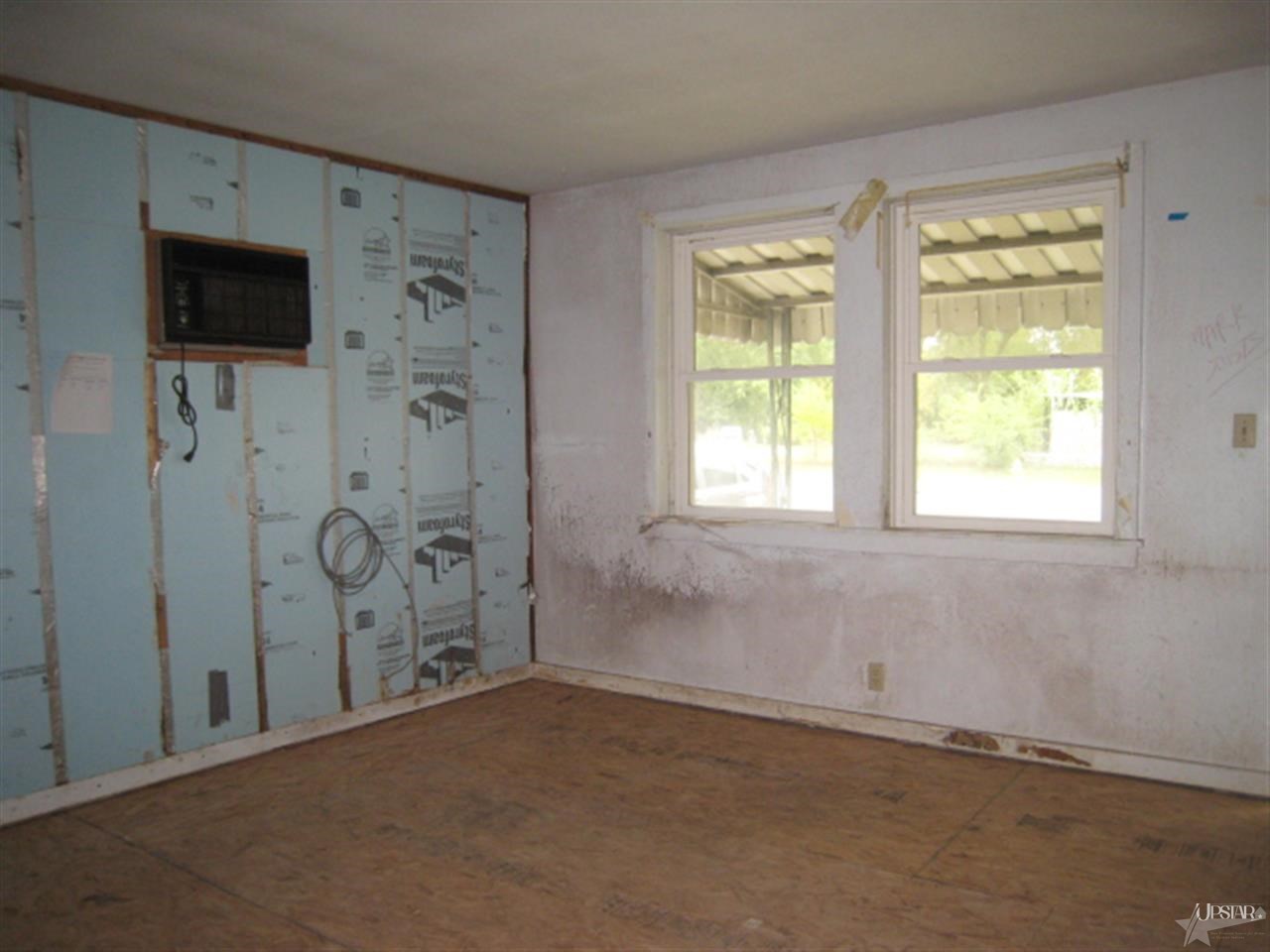 915 East Paulding Road Fort Wayne, IN 46816 - Photo 9 of 14