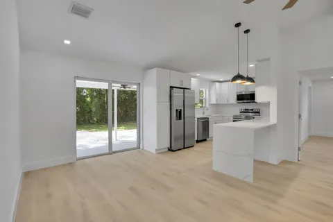 $599,000 | 5456 Sunrise Boulevard, Delray Beach, FL 33484