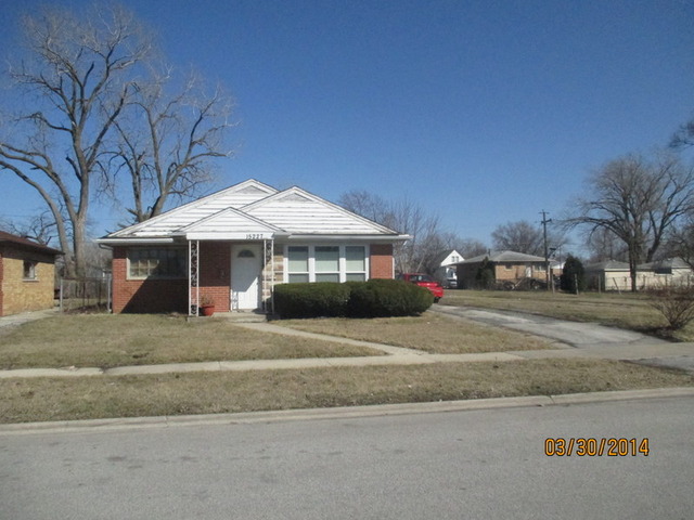 15227 5th Avenue Phoenix, IL 60426 - Photo 1 of 1