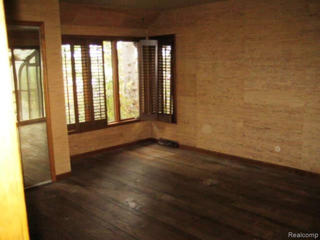 23600 Hall Road Trenton, MI 48183 - Photo 15 of 28 15-Bedroom 1 View 1.jpg