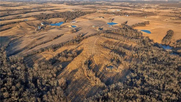 $3,500,000 | 426 C Highway, Spickard, MO 64679