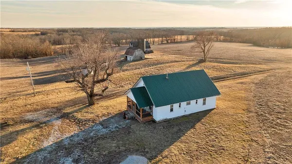 $3,500,000 | 426 C Highway, Spickard, MO 64679