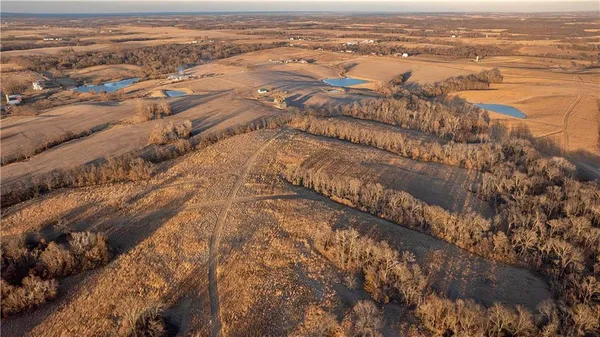 $3,500,000 | 426 C Highway, Spickard, MO 64679