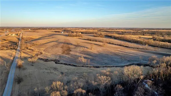 $3,500,000 | 426 C Highway, Spickard, MO 64679