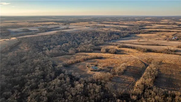 $3,500,000 | 426 C Highway, Spickard, MO 64679