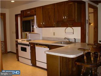 1071 Schwab Road Hatfield, PA 19440 - Photo 4 of 9 Kitchen